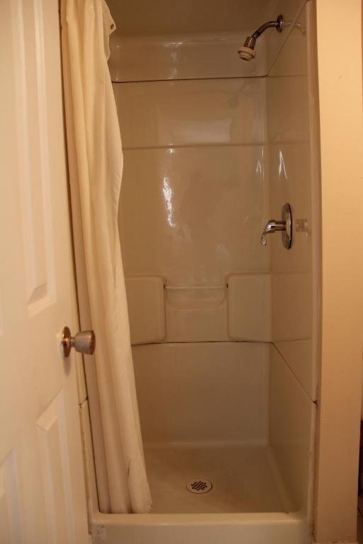 Niagara Inn & Suites Kamer foto