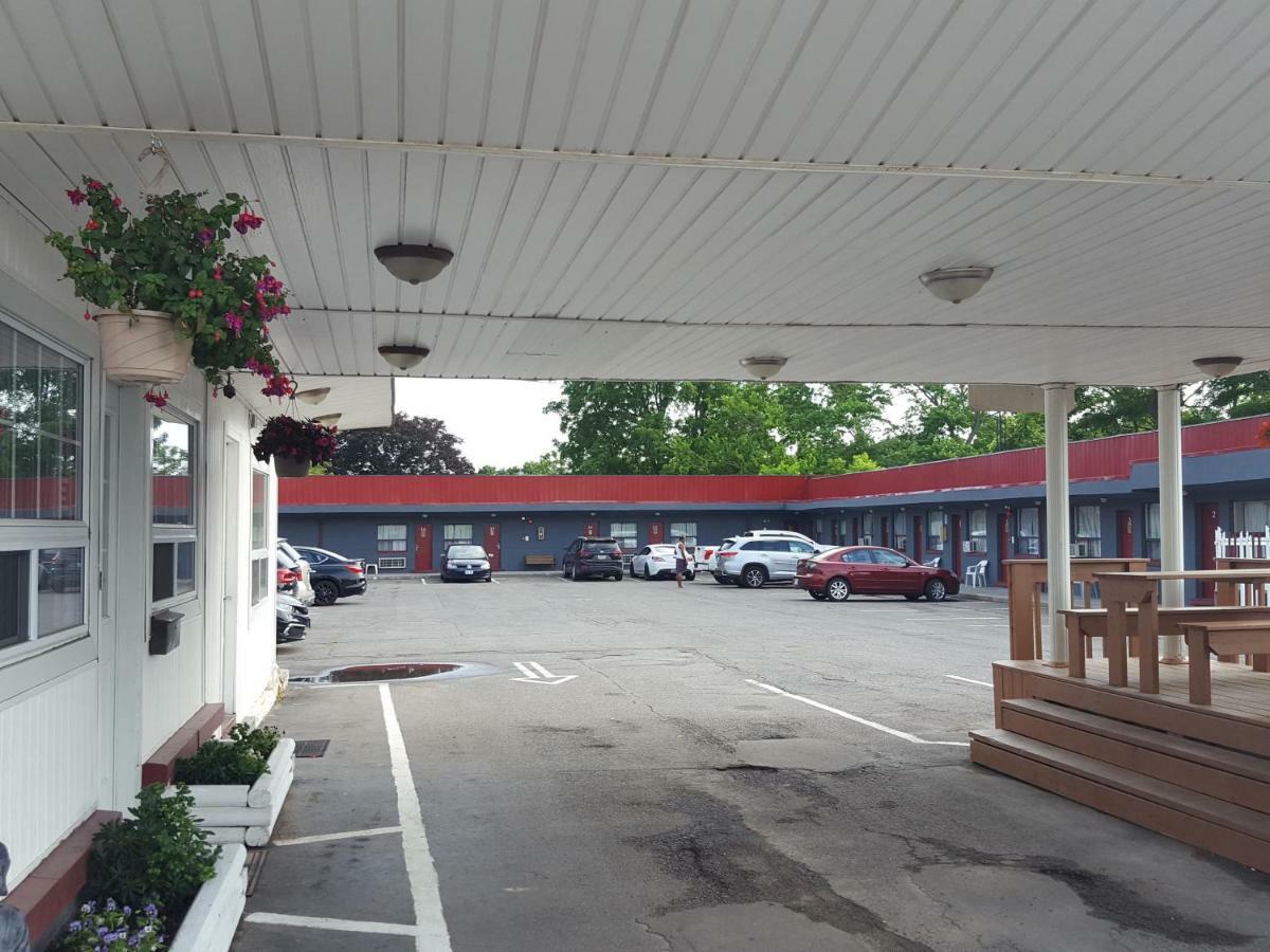 Niagara Inn & Suites Buitenkant foto